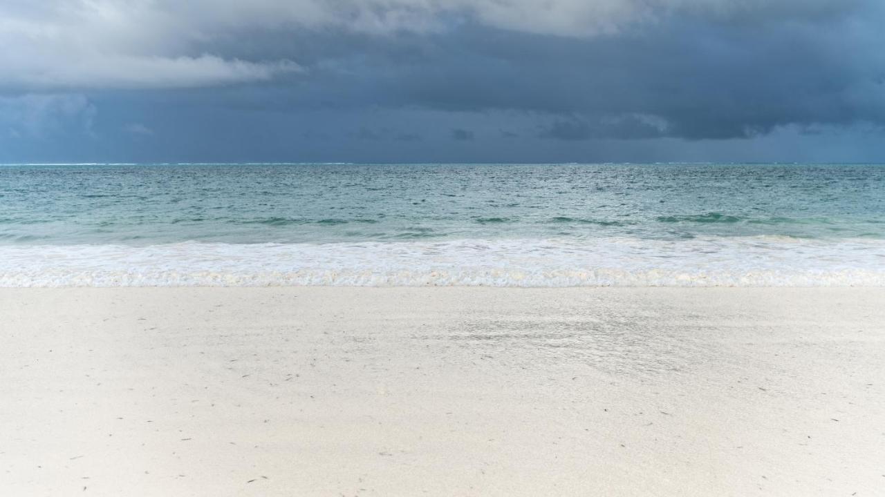 Hakuna Majiwe Beach Lodge Паже Екстериор снимка