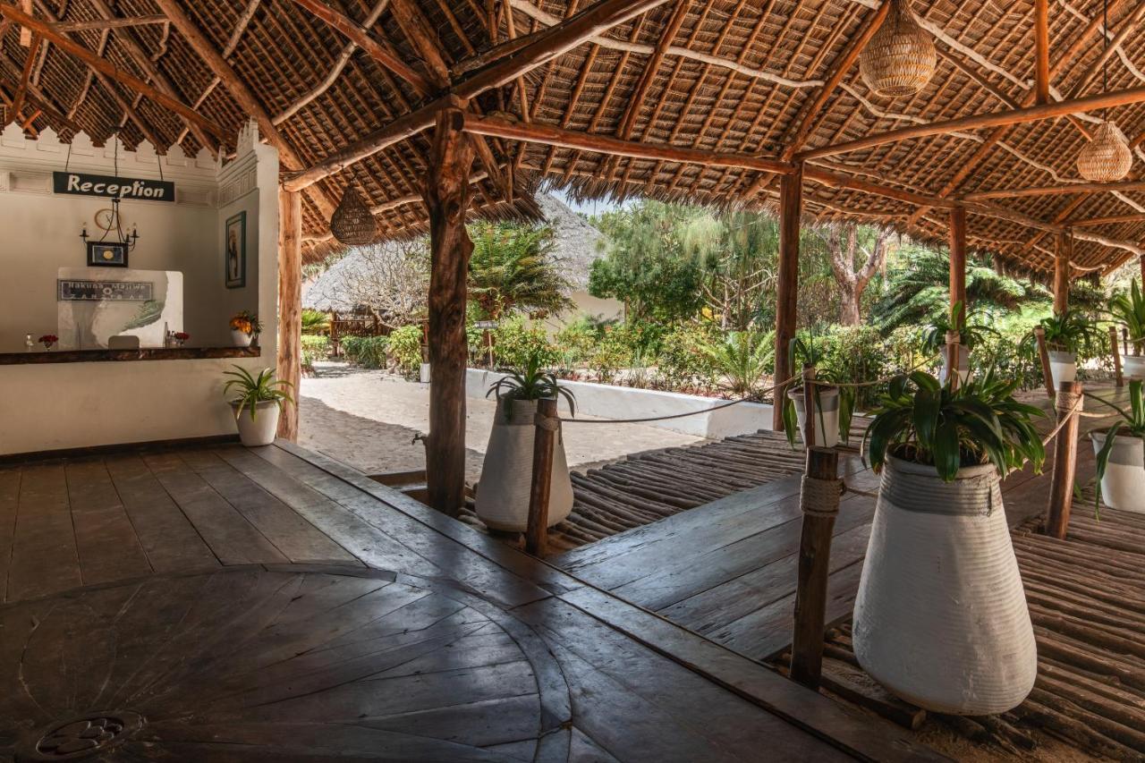 Hakuna Majiwe Beach Lodge Паже Екстериор снимка