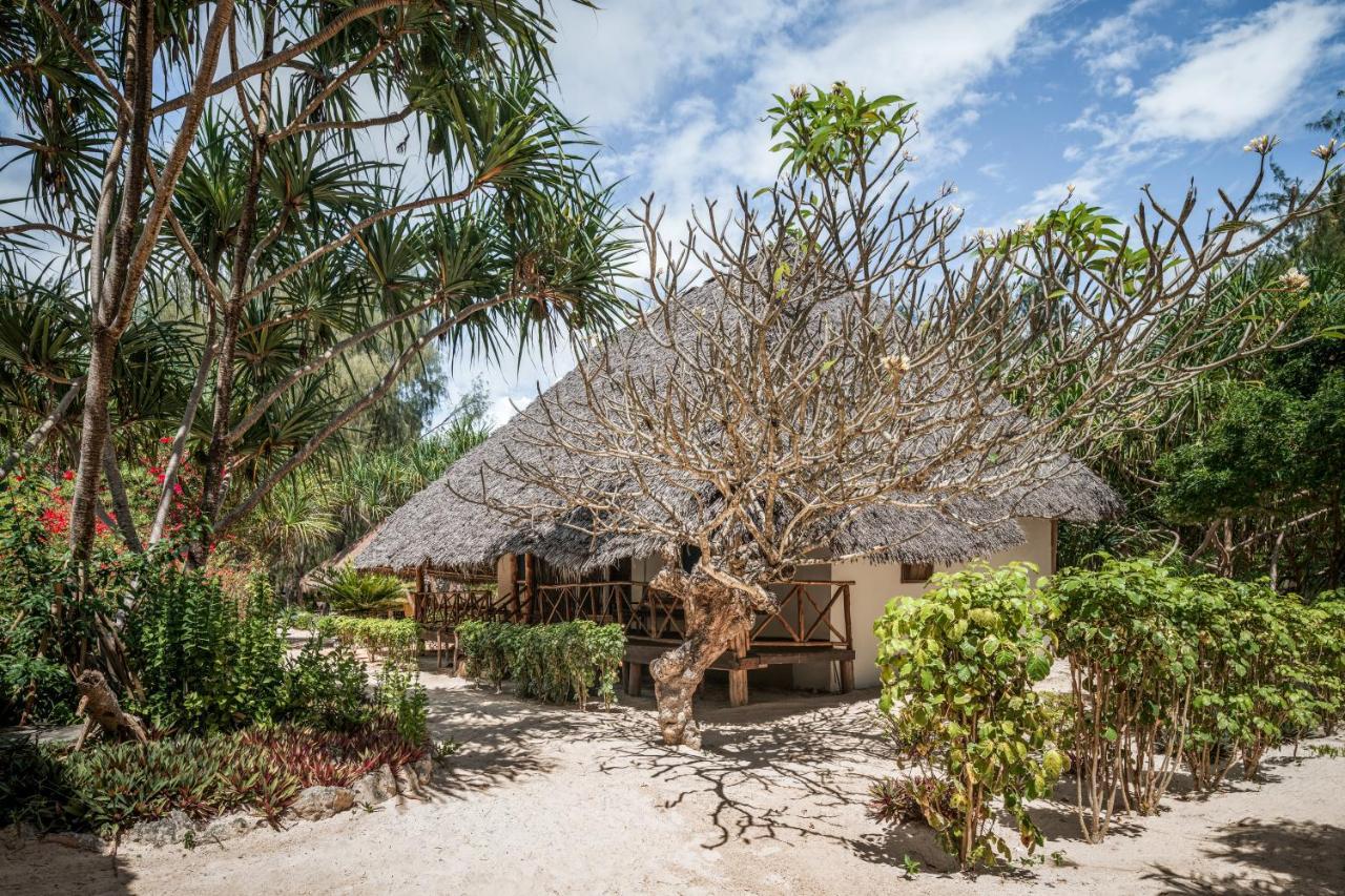 Hakuna Majiwe Beach Lodge Паже Екстериор снимка