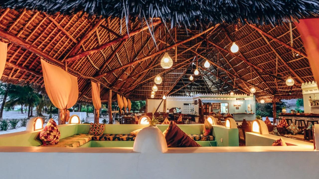 Hakuna Majiwe Beach Lodge Паже Екстериор снимка